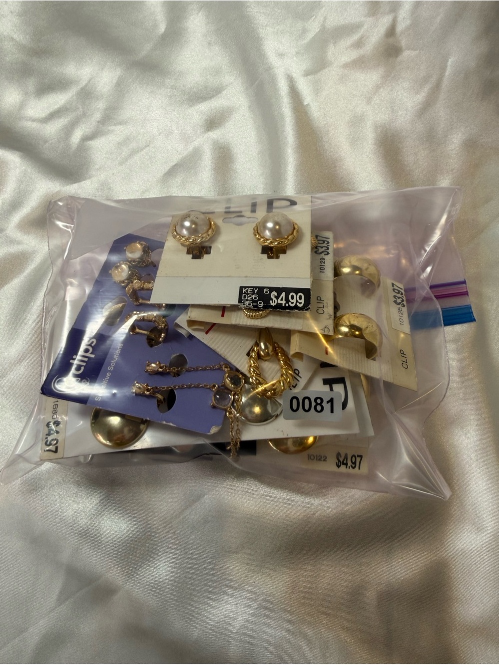 Clip-On Earrings 11 NWT Lot Gold Silver Pearl Statement Everyday Office Party 81 - Picture 5 of 5